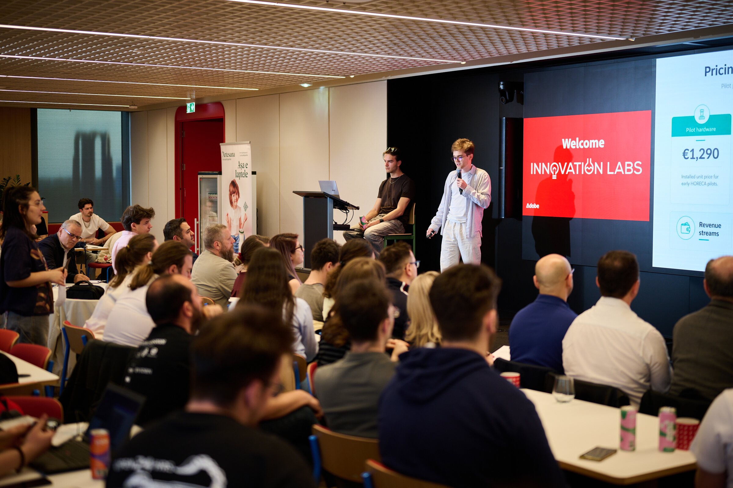 FlavoRotor pitch delivered in front of the Innovation Labs audience